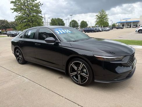 Certified 2025 Honda Accord Sport image 7