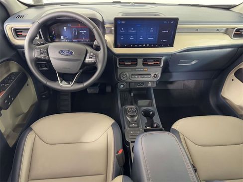 Used 2025 Ford Maverick Lariat w/ 4K Tow Package image 5