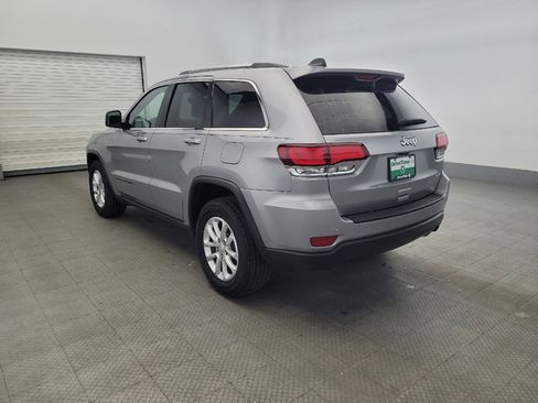 Used 2021 Jeep Grand Cherokee Laredo image 5