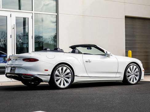 New 2026 Bentley Continental GT Speed image 18