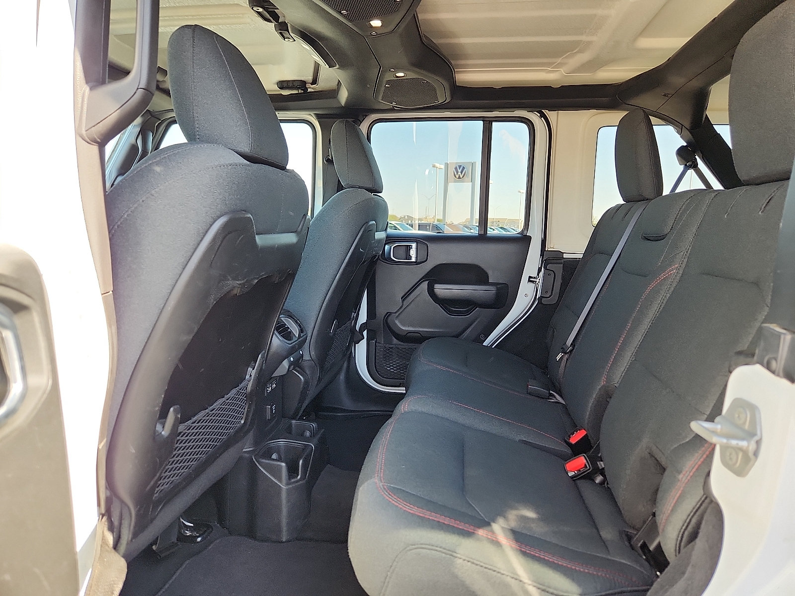 Used 2025 Jeep Wrangler Unlimited Rubicon AWD/4WD image 11