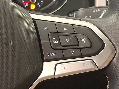 Used 2021 Volkswagen Atlas SE image 23