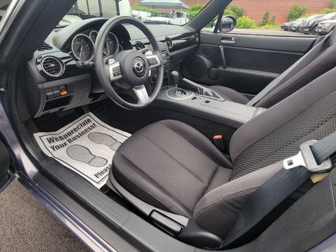 Used 2007 MAZDA MX-5 Miata Sport RWD image 19