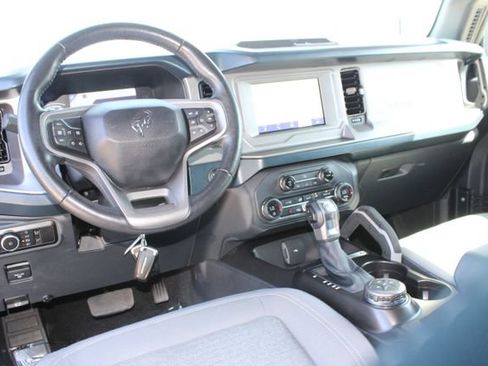 Used 2023 Ford Bronco Outer Banks AWD/4WD image 12