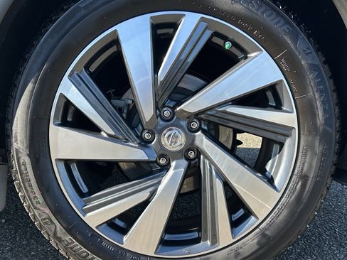 Used 2015 Nissan Murano Platinum w/ Platinum Technology Package image 28