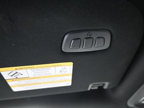 Used 2023 Ford F150 Lariat w/ Equipment Group 502A High AWD/4WD image 39