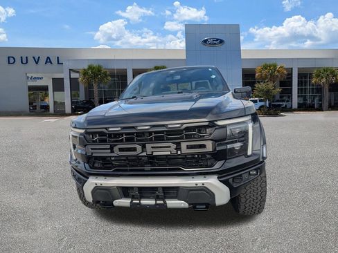 Used 2025 Ford F150 Raptor AWD/4WD image 9