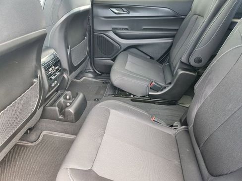 New 2025 Jeep Grand Cherokee L Laredo w/ Luxury Tech Group I AWD/4WD image 19