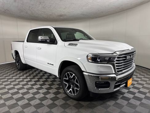 Certified 2026 RAM 1500 Laramie AWD/4WD image 3
