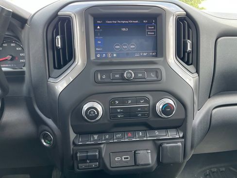 Used 2025 GMC Sierra 3500 Pro AWD/4WD image 13