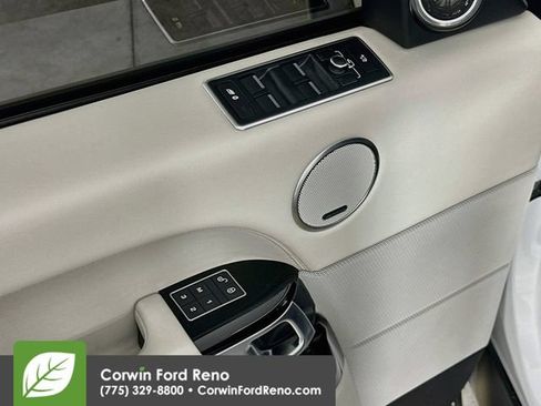 Used 2017 Land Rover Range Rover HSE AWD/4WD image 18