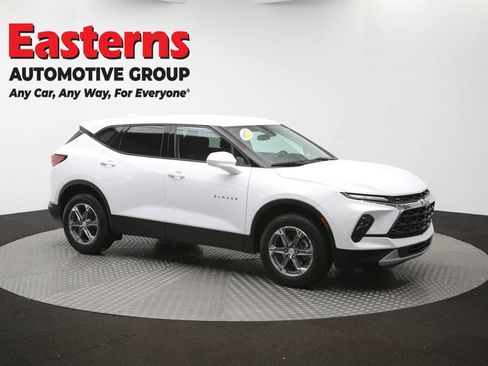 Used 2025 Chevrolet Blazer LT FWD image 48