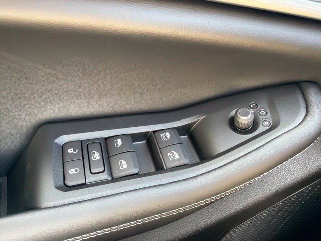 New 2026 Jeep Grand Cherokee Altitude AWD/4WD image 24