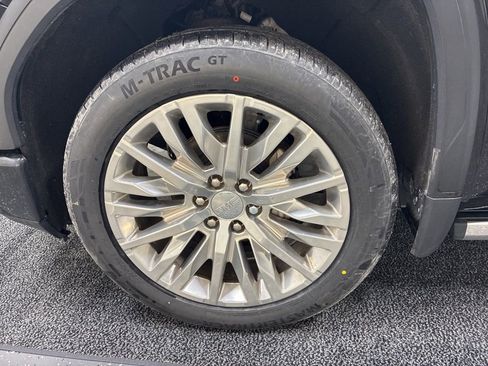 Used 2019 GMC Sierra 1500 Denali w/ Denali Ultimate Package image 9