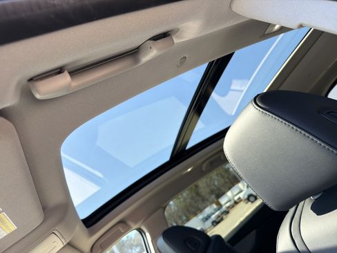 Certified 2026 Acura MDX SH-AWD image 28