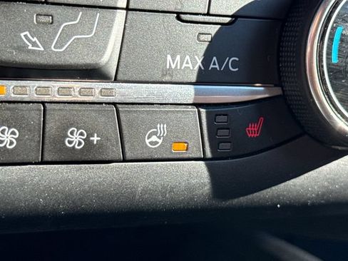 Used 2025 Ford Escape ST-Line Select AWD/4WD image 34