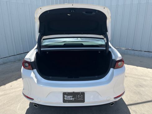 Used 2024 MAZDA MAZDA3 s FWD image 8