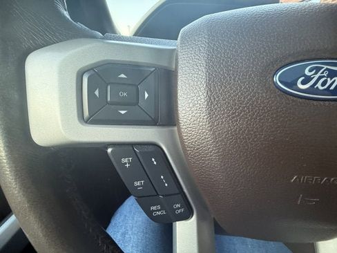 Used 2019 Ford F250 King Ranch w/ King Ranch Ultimate Package image 27