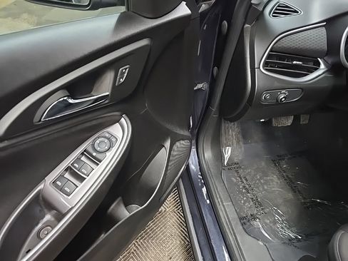 Used 2023 Chevrolet Malibu LT FWD image 26