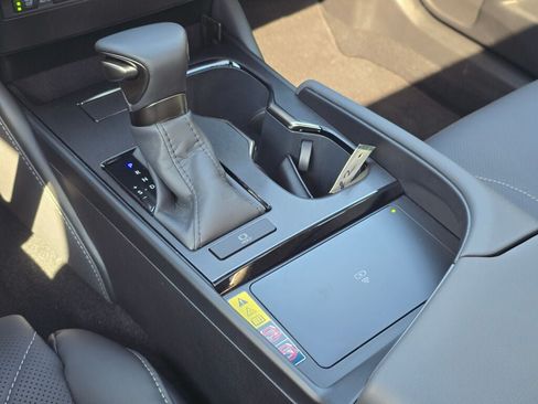 Used 2025 Lexus ES 350 w/ Accessory Package (Z1) FWD image 25