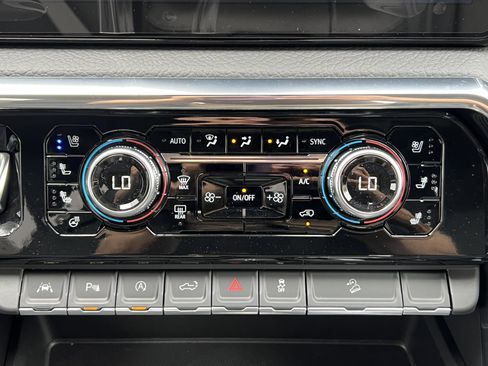 New 2026 GMC Sierra 1500 Denali AWD/4WD image 30