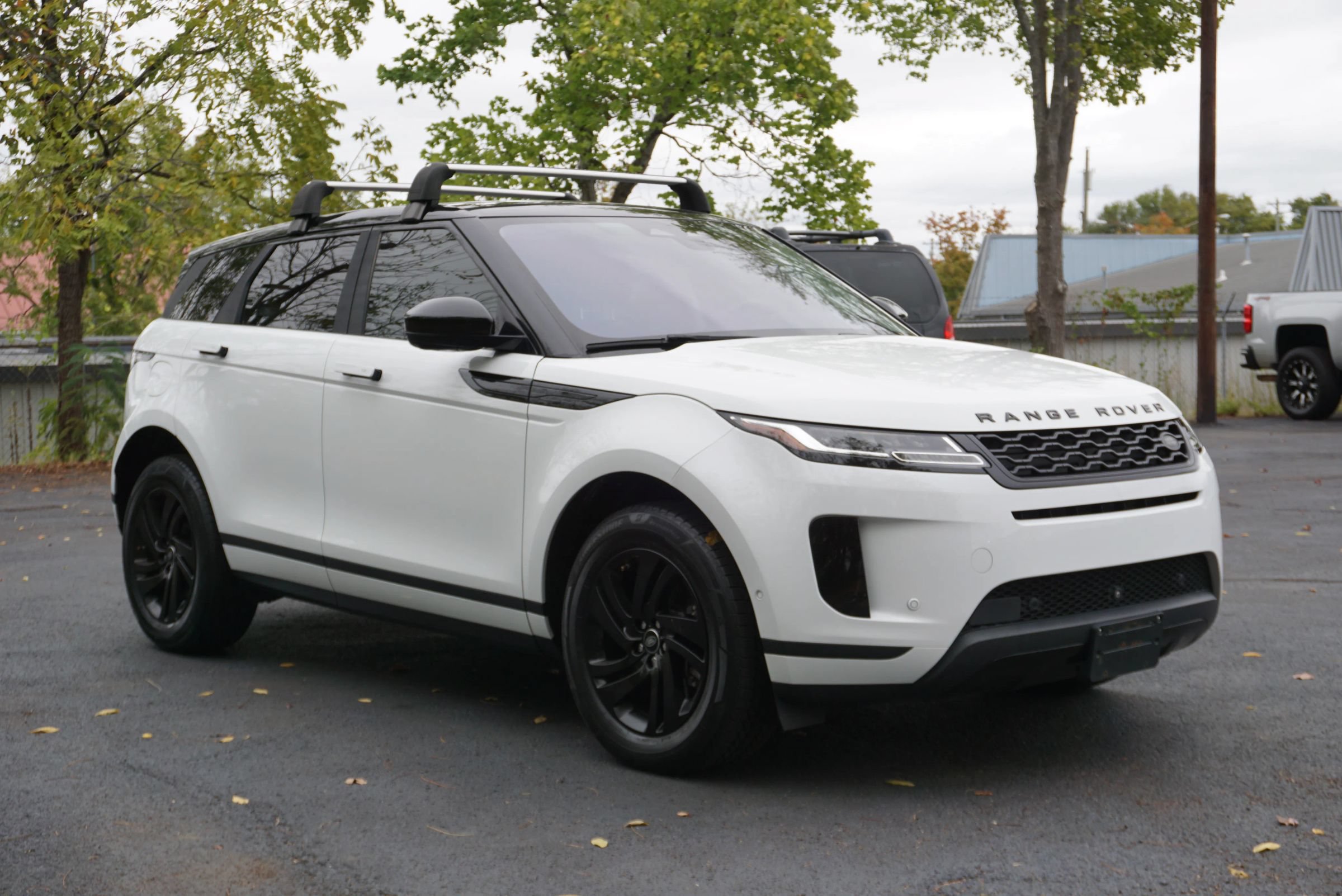 Used 2021 Land Rover Range Rover Evoque S AWD/4WD image 3