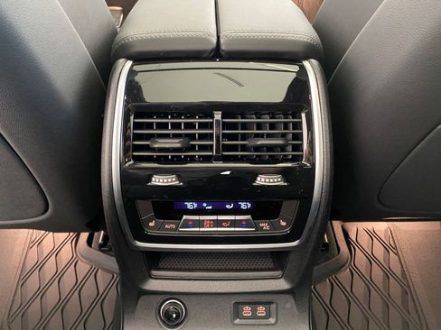 New 2026 BMW X7 xDrive40i w/ M Sport Package image 30