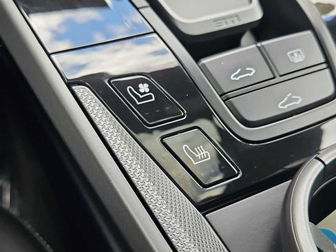 Certified 2025 Porsche 911 Carrera S RWD image 30
