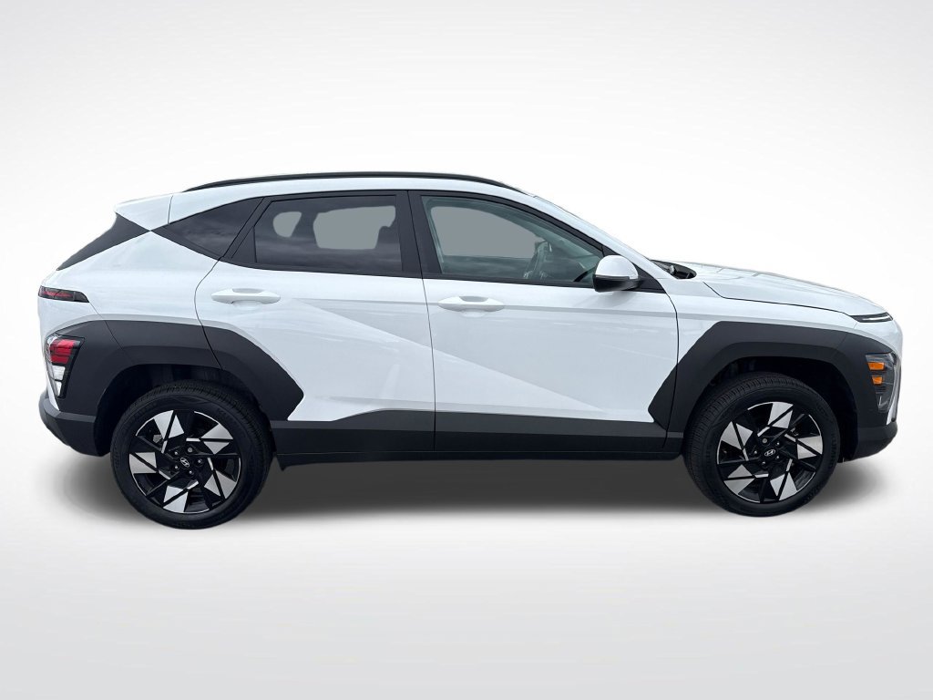 Used 2025 Hyundai Kona SEL AWD/4WD image 7