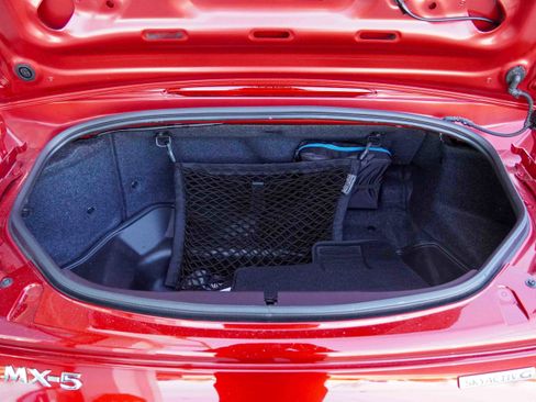 Used 2022 MAZDA MX-5 Miata Grand Touring image 34