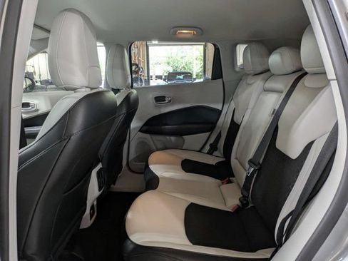 Used 2020 Jeep Compass Latitude FWD image 13