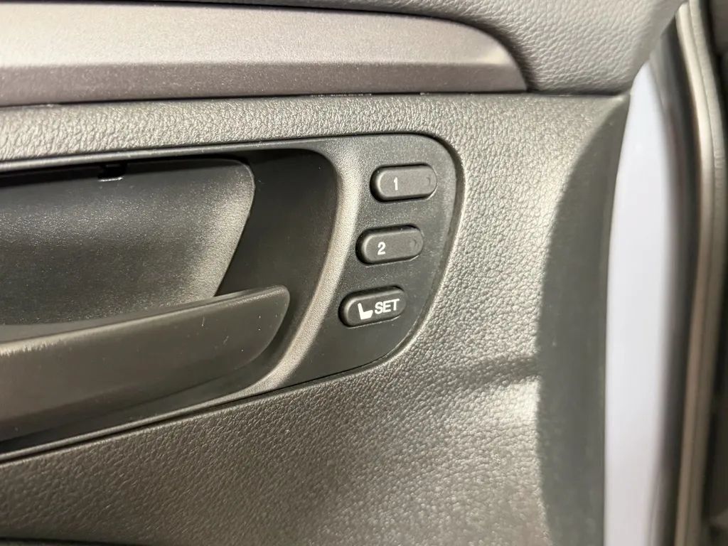 Used 2023 Honda Passport EX-L image 17