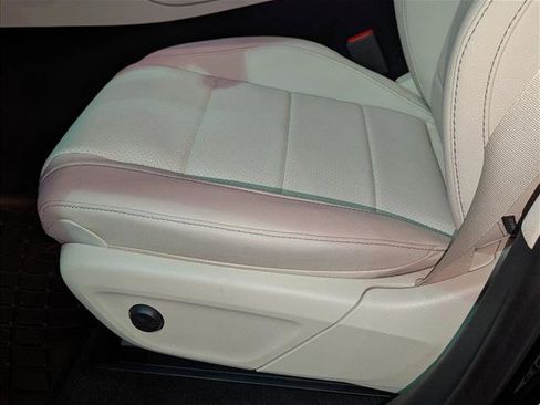 New 2026 Mercedes-Benz GLE 450 4MATIC image 4