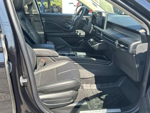 Certified 2024 Lincoln Corsair FWD w/ Equipment Group 101A image 13