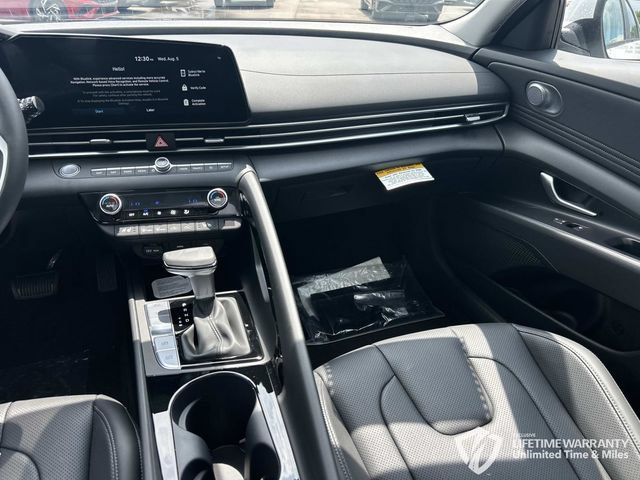 New 2026 Hyundai Elantra Limited FWD image 23