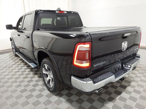 Used 2022 RAM 1500 Laramie AWD/4WD image 2