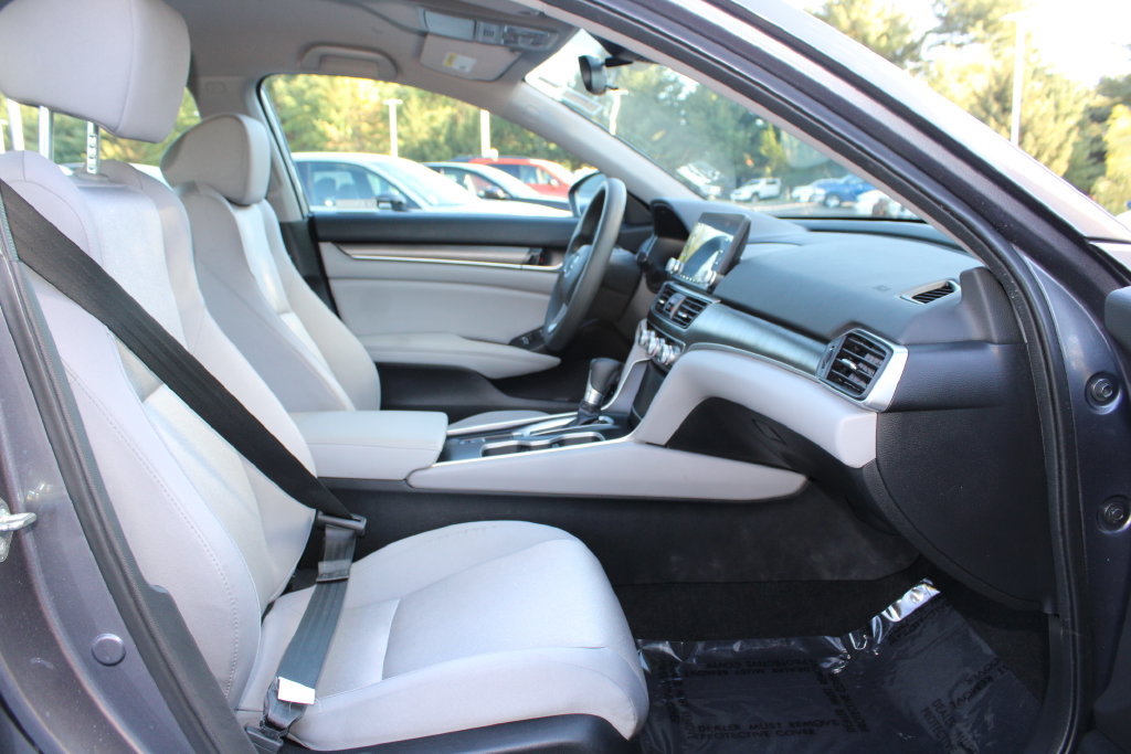 Used 2018 Honda Accord LX image 12
