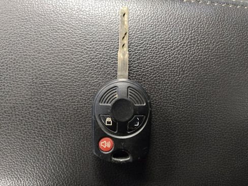 Used 2018 Ford Escape S FWD image 32
