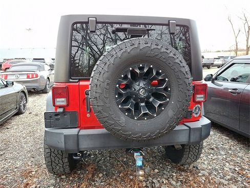 Used 2018 Jeep Wrangler Unlimited Sport S image 5