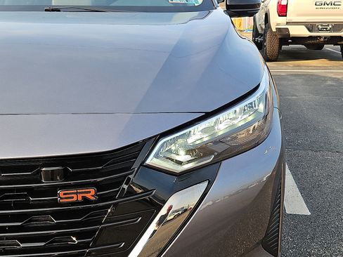 Used 2024 Nissan Sentra SR w/ SR Premium Package FWD image 9