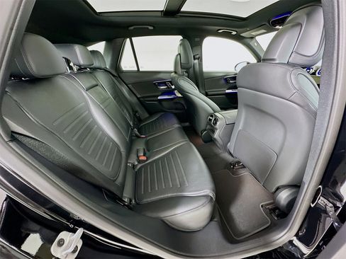 New 2026 Mercedes-Benz GLC 300 image 30