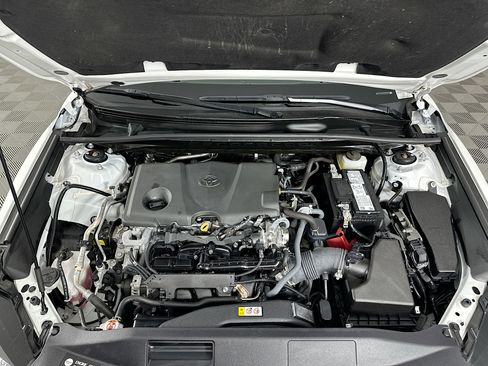 Used 2024 Toyota Camry LE image 30