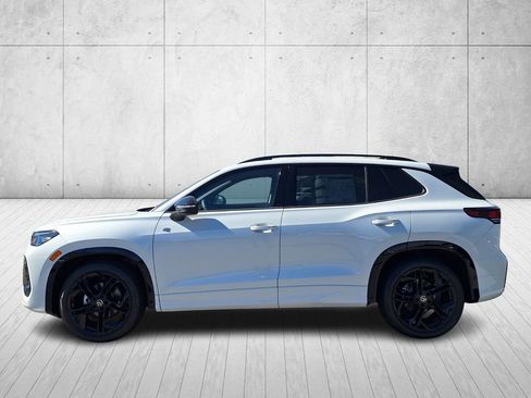 New 2026 Volkswagen Tiguan SE R-Line image 8