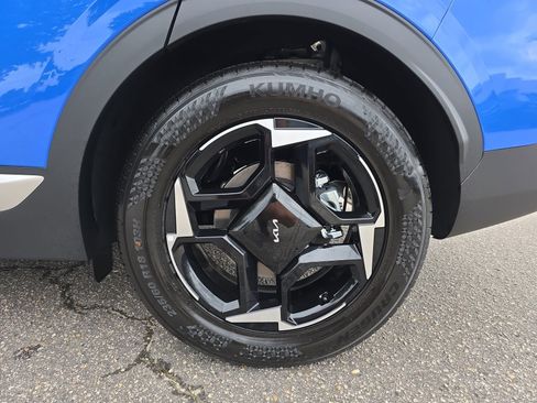 New 2026 Kia Sportage EX image 34