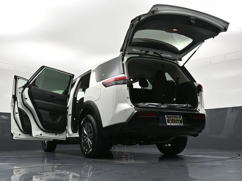 New 2026 Nissan Pathfinder S AWD/4WD image 36