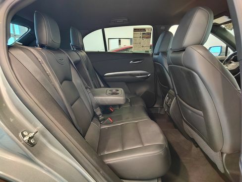 Used 2024 Cadillac XT4 Premium Luxury FWD image 16