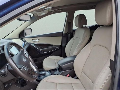 Used 2017 Hyundai Santa Fe Sport image 11