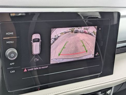 Certified 2025 Volkswagen Taos S AWD/4WD image 21
