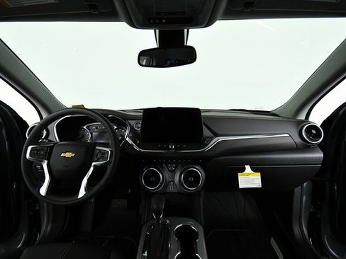 New 2026 Chevrolet Blazer LT w/ Midnight/Sport Edition image 18