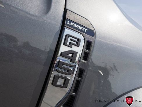 Used 2023 Ford F450 Lariat w/ Lariat Ultimate Package AWD/4WD image 11